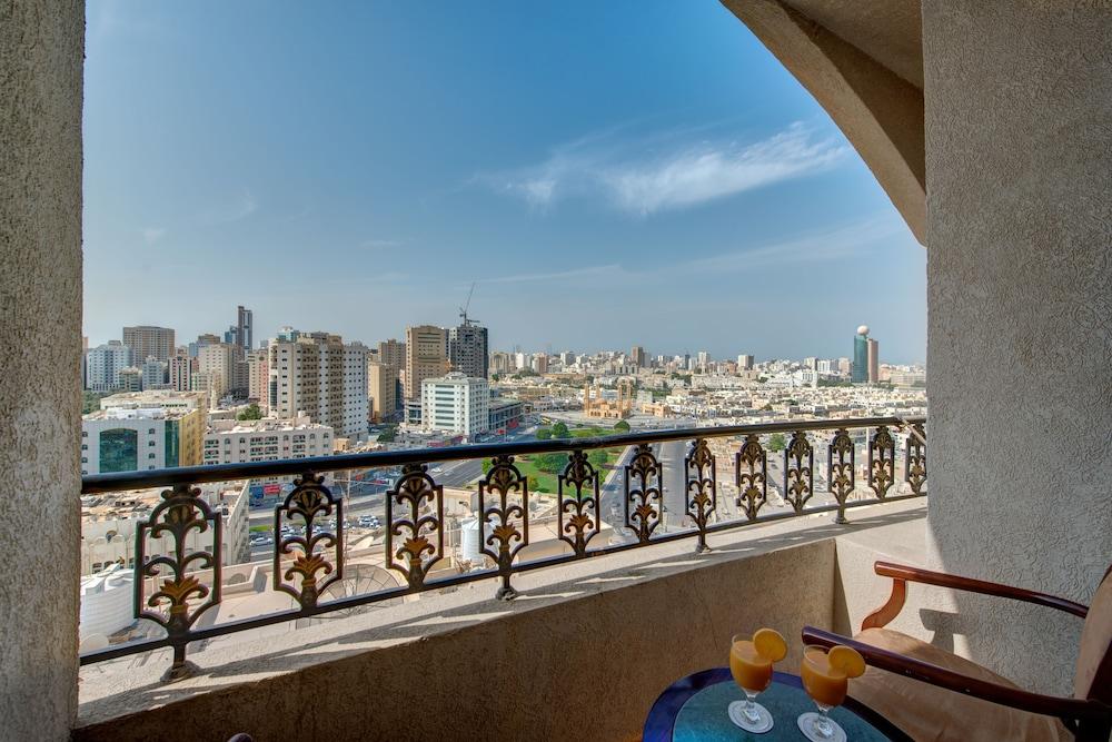 Sharjah Hotel Apartments - الشارقة — 10