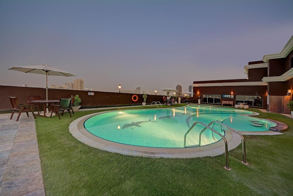 Royal Ascot Hotel — 4