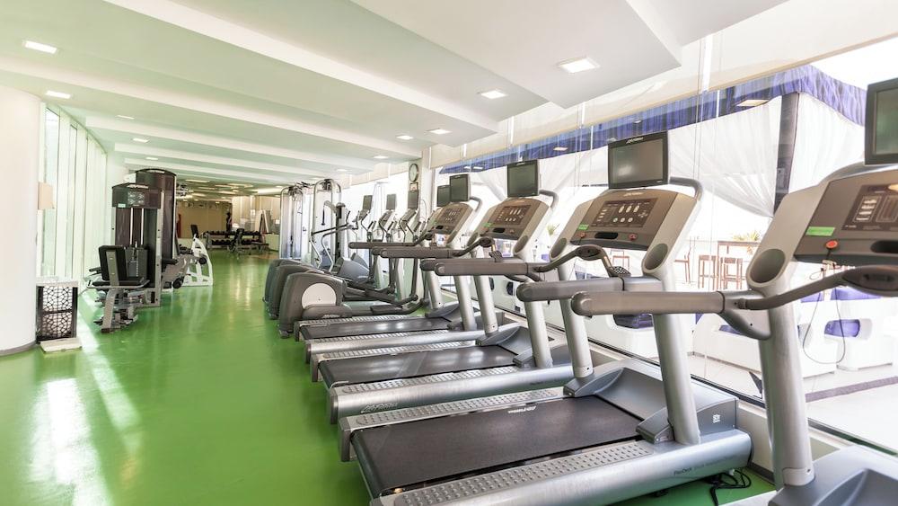 Holiday Inn Dubai - Al Barsha, an IHG Hotel — 5