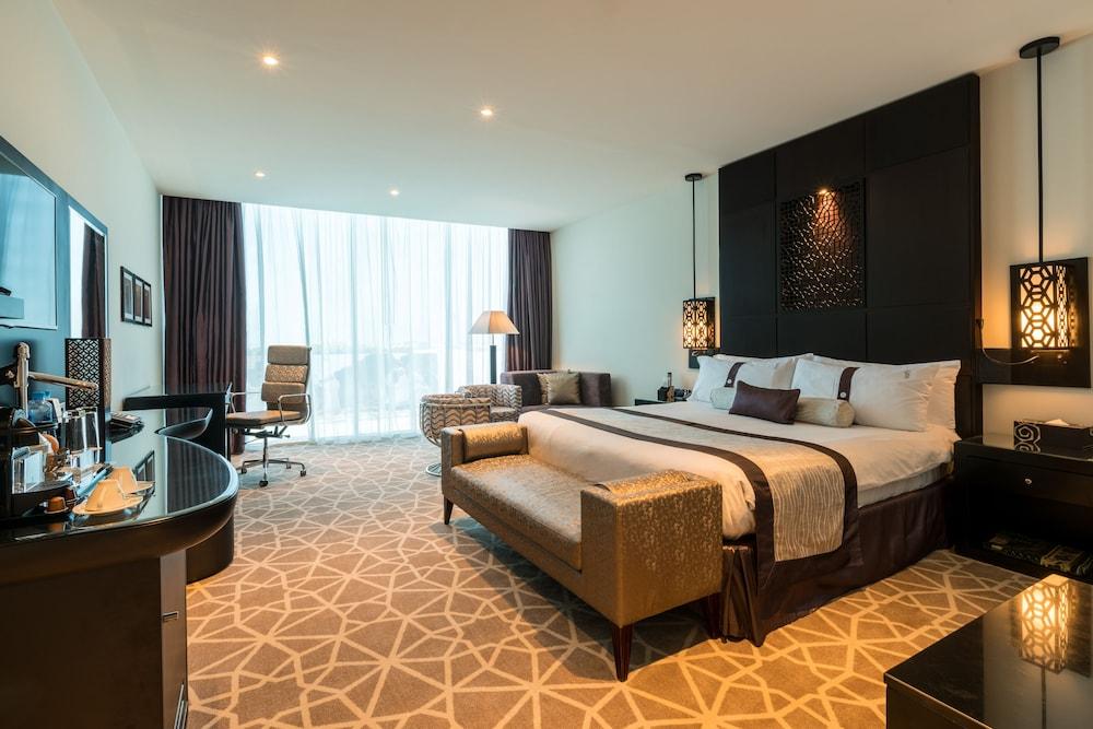 Holiday Inn Dubai - Al Barsha, an IHG Hotel — 1