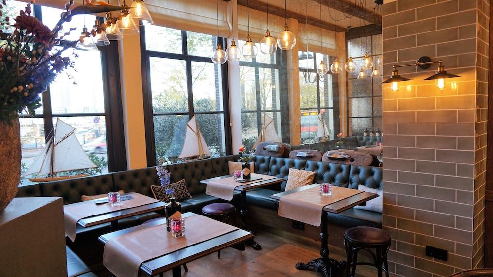 The Hendrick's Hotel — 7