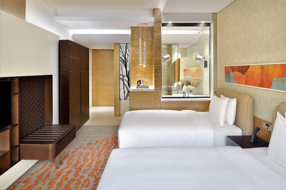 Crowne Plaza Dubai Marina, an IHG Hotel — 3