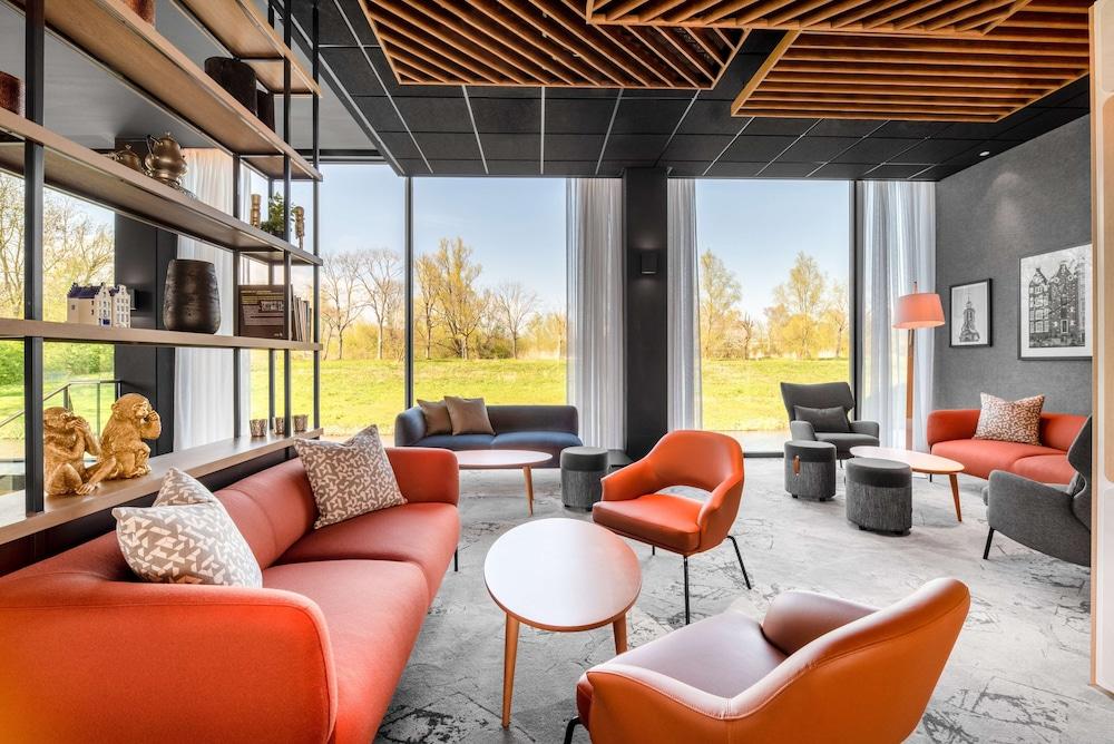 Radisson Hotel & Suites Amsterdam South — 2