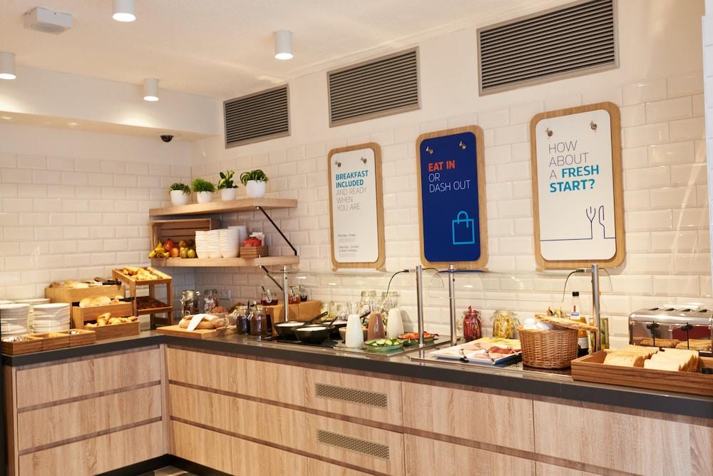 Holiday Inn Express Amsterdam - City Hall, an IHG Hotel — 5