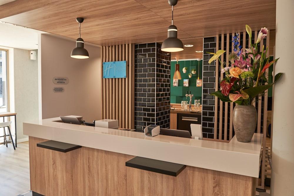 Holiday Inn Express Amsterdam - City Hall, an IHG Hotel — 9