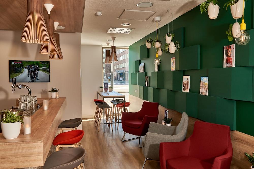 Holiday Inn Express Amsterdam - City Hall, an IHG Hotel — 7