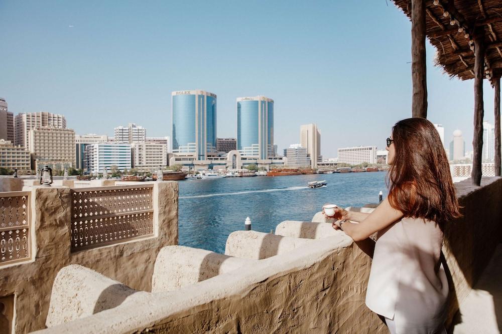 Al Seef Heritage Hotel Dubai, Curio Collection by Hilton — 8