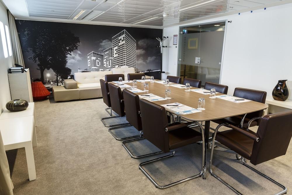 ss Rotterdam Hotel & Restaurants — 10