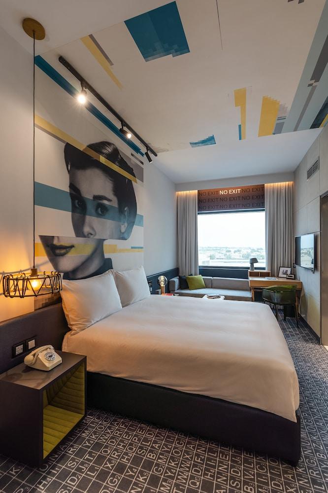 Studio One Hotel — 3