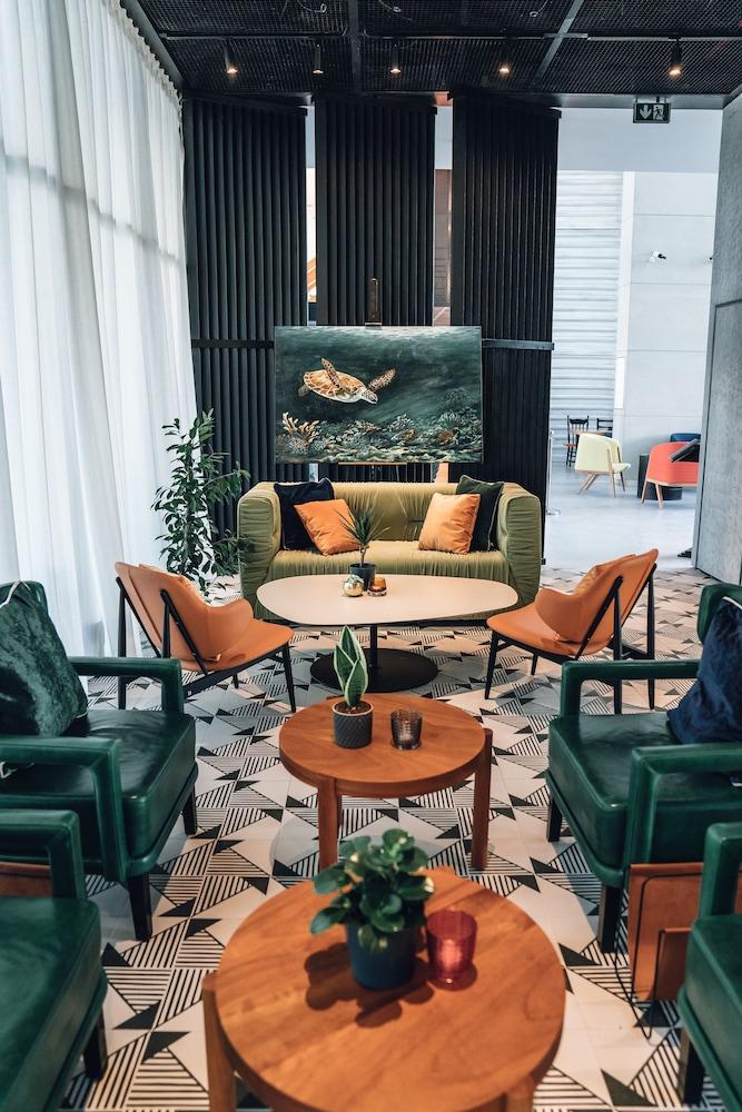 Studio One Hotel — 6
