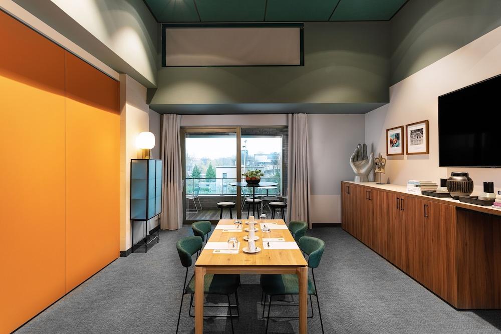 Olympic Hotel — 10