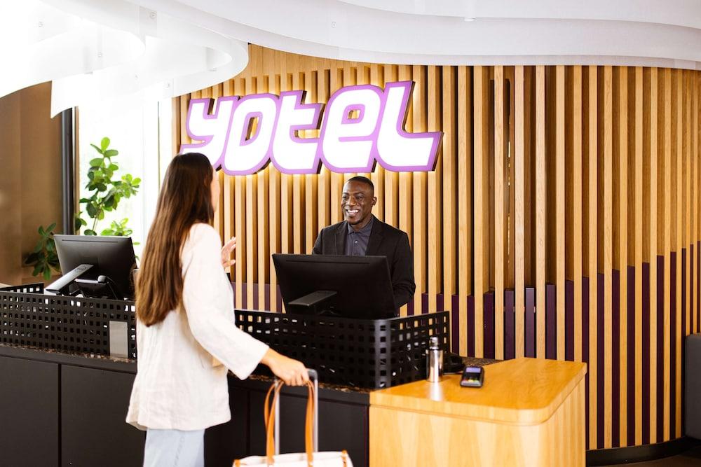 YOTEL Amsterdam — 9
