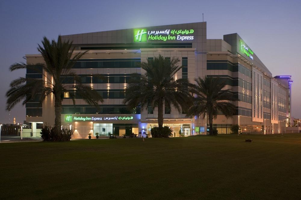Holiday Inn Express Dubai Airport, an IHG Hotel — 9
