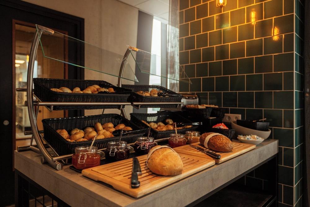 Holiday Inn - the niu, Fender Amsterdam, an IHG Hotel — 5