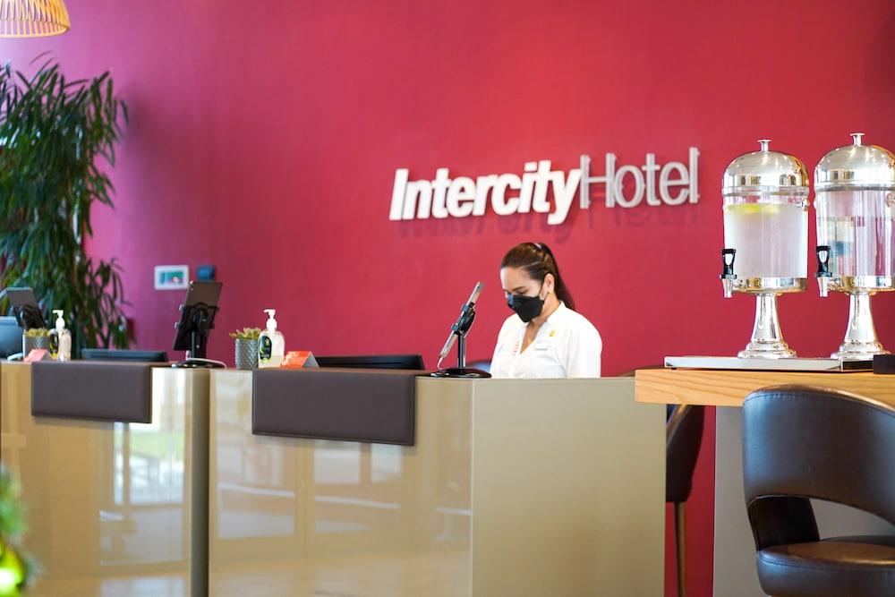 IntercityHotel Dubai Jaddaf Waterfront — 9