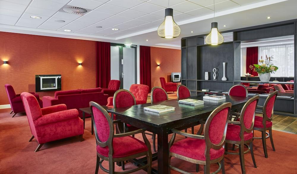 Holiday Inn Express Amsterdam - Schiphol, an IHG Hotel — 7