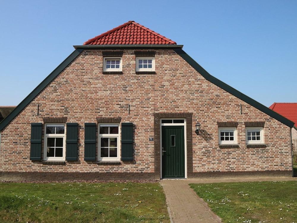 Beautiful Farm Villa With Large Garden in Limburg