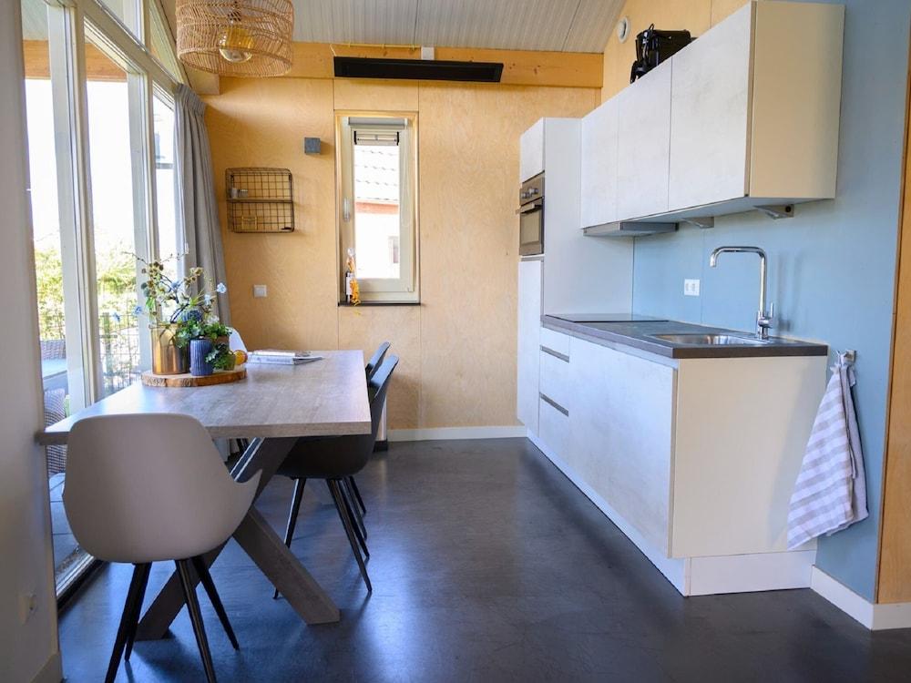 Bungalow With a Terrace Near the Sneekermeer — 6