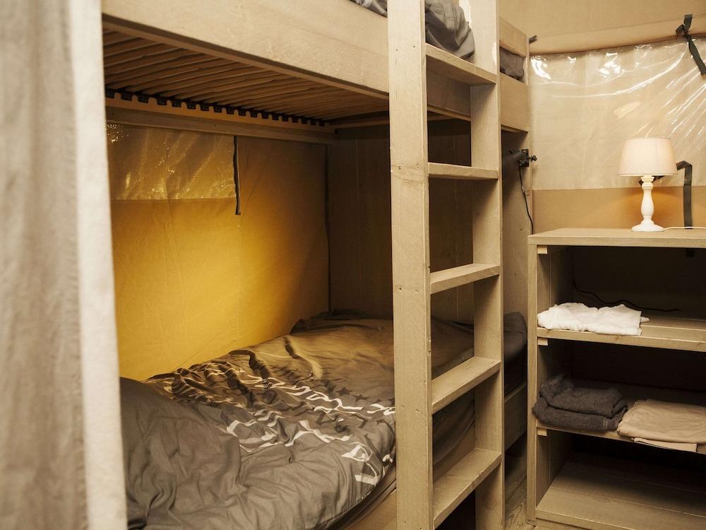 Comfortably Furnished Tent Lodge with Stove near Veluwe — 8