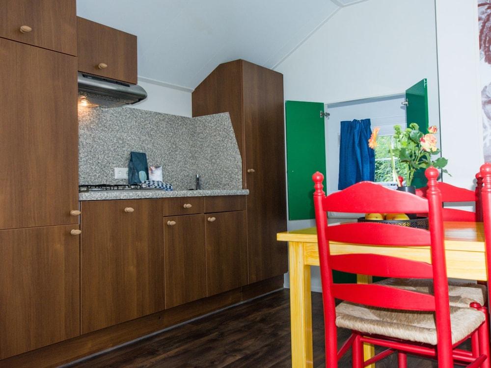 Chalet With Dishwasher, in Natural Environment — 7