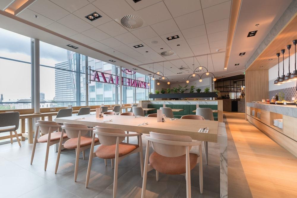 Crowne Plaza Utrecht - Central Station, an IHG Hotel — 5