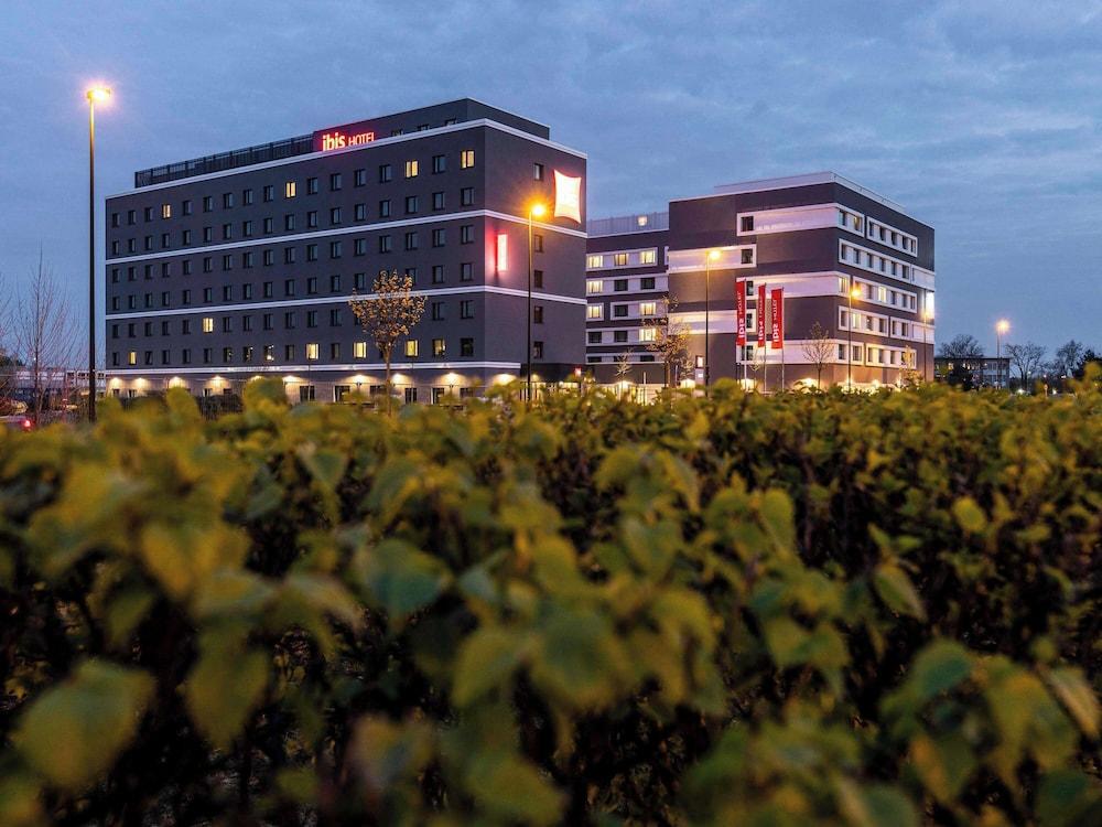 ibis Duesseldorf Airport — 6