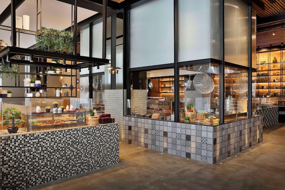 Hilton Abu Dhabi Yas Island — 8