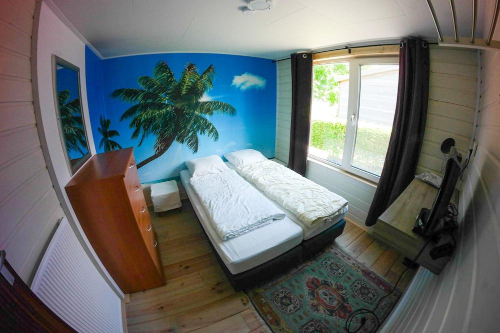 Chalet Valentina With Sauna by the Lauwersmeer — 10