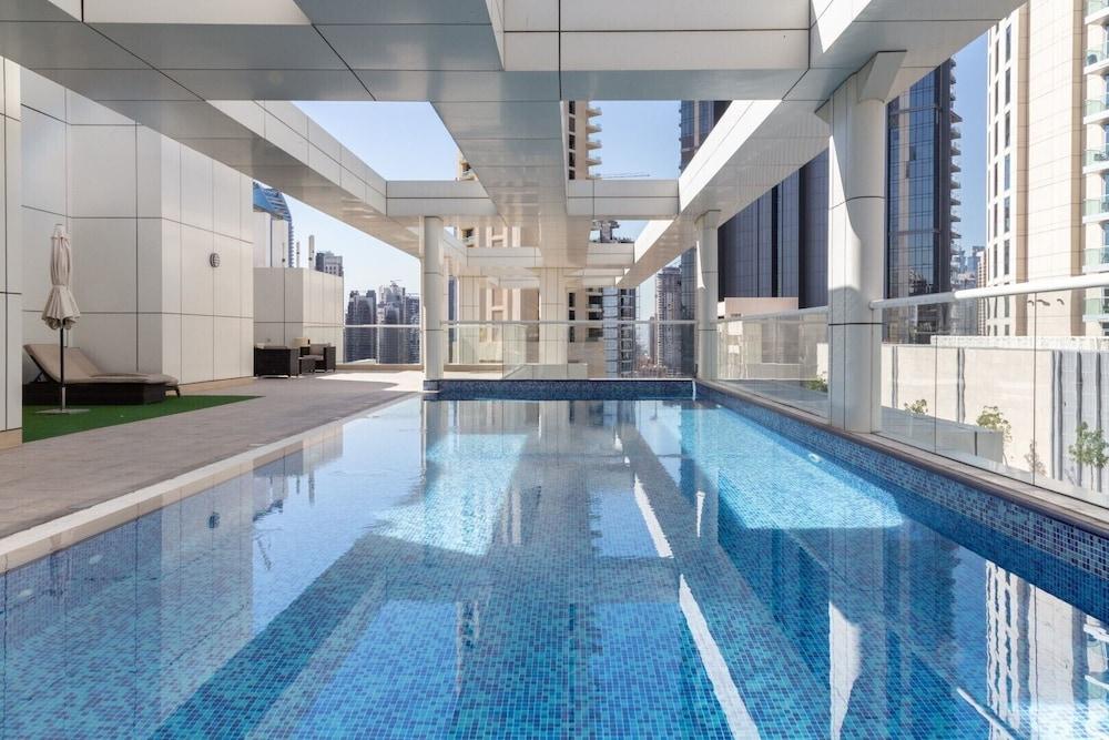 Impressive 2BR Loft W/ Study In Downtown Dubai — 4