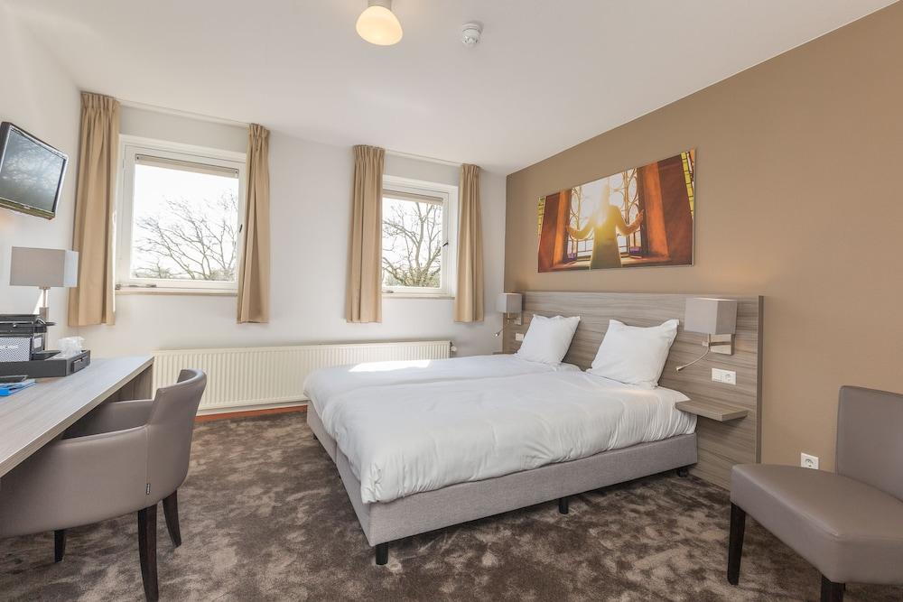 Fletcher Kloosterhotel Willibrordhaeghe — 3