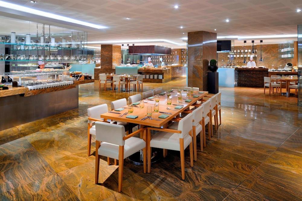 JW Marriott Marquis Hotel Dubai — 7