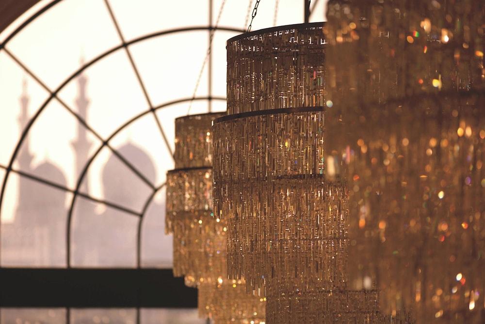 The Ritz-Carlton Abu Dhabi, Grand Canal — 2