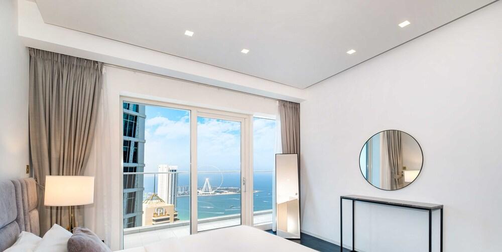 LUX - Lavish Suite Palm Jumeirah view 3 — 6