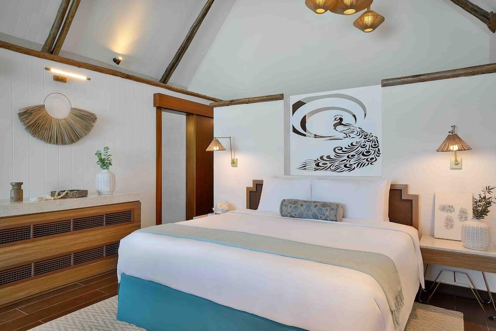Anantara World Islands Dubai Resort — 3