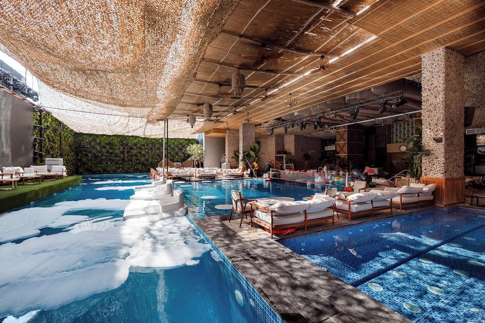 Ramee Dream Hotel Downtown — 4