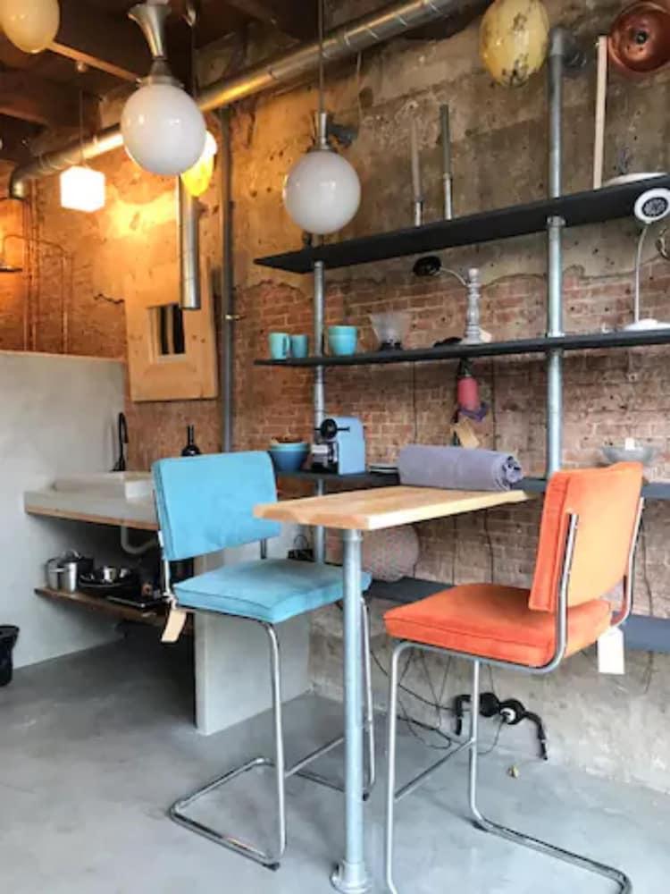 Studio in Canal Villa in the Old Centre Schiedam — 8