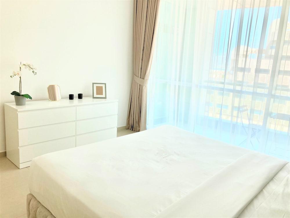 Luxurious Stay at the Walk JBR — 7
