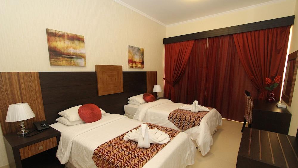 Ivory Grand Hotel Apartments — 3