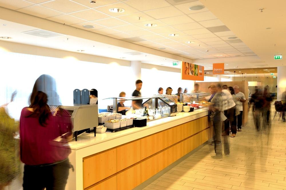 Holiday Inn Express Amsterdam - Arena Towers, an IHG Hotel — 6