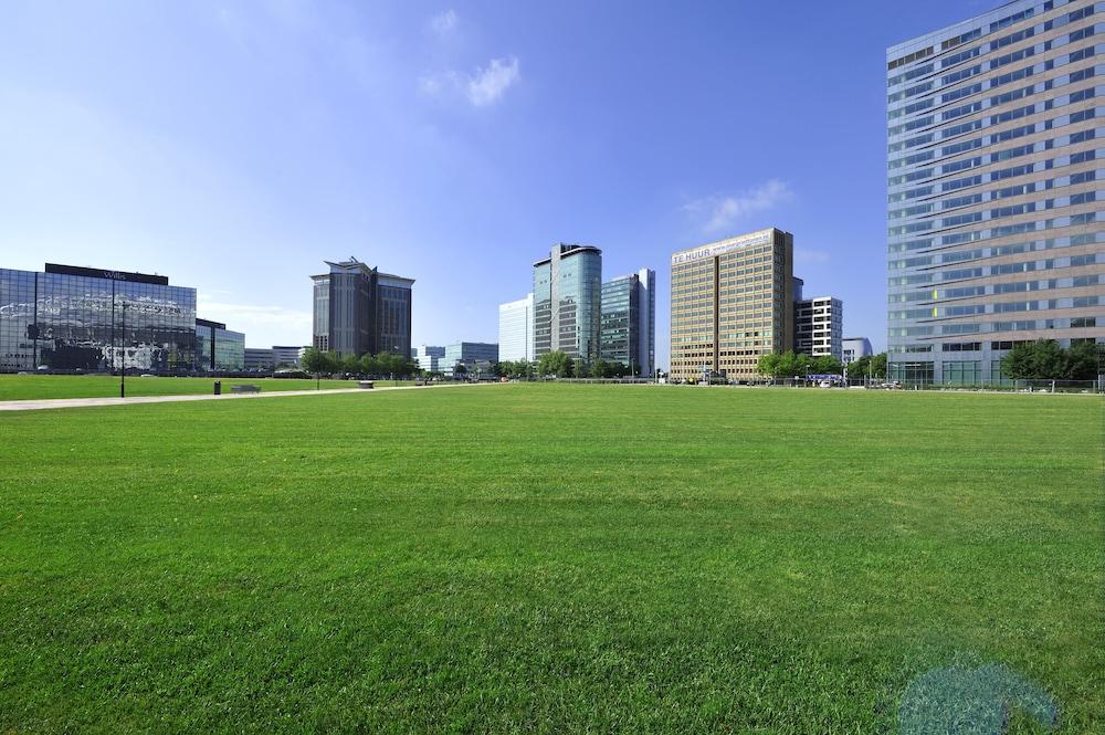 Holiday Inn Express Amsterdam - Arena Towers, an IHG Hotel — 9