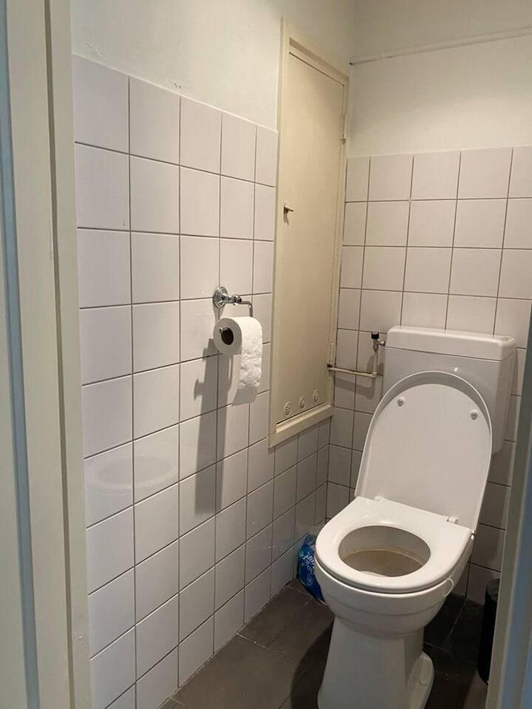Charming 2-bed Apartment inc Balcony in Maastricht — 5