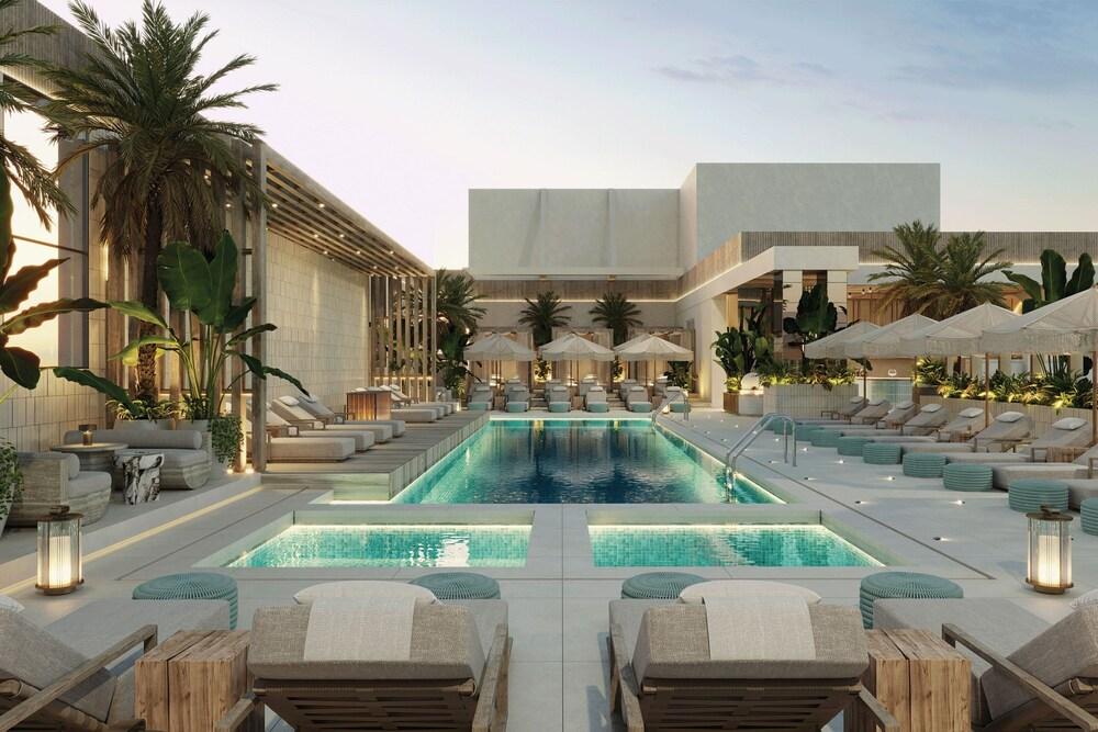 Sheraton Grand Hotel, Dubai — 4