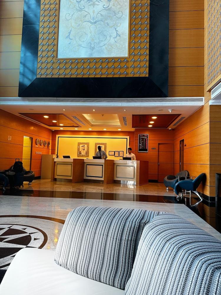 ARMADA AVENUE HOTEL — 9