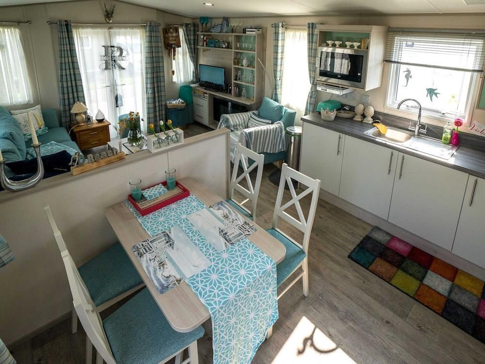 Amazing Chalet in Oostkapelle With Garden — 8