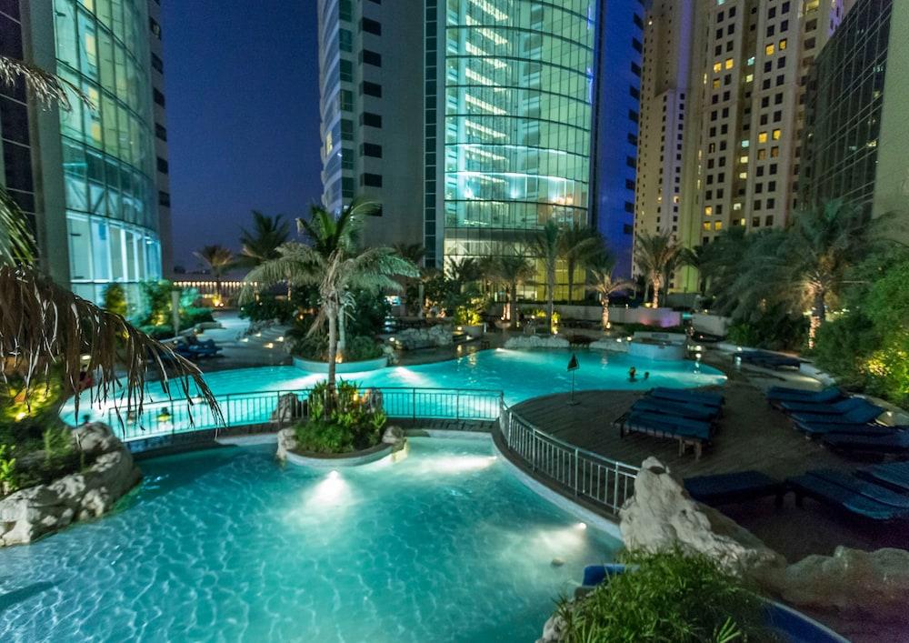 JBR - Al Fattan Sea View 48th floor - Free Beach Resorts Access! — 3