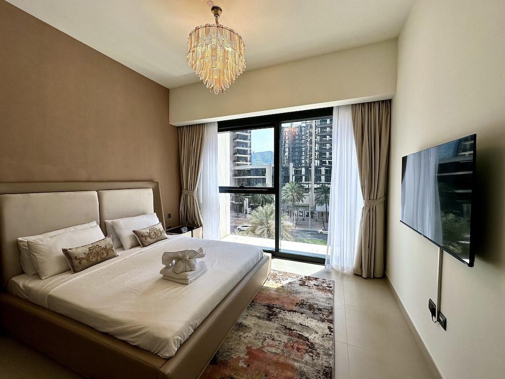 LuxBnB Dubai Opera Act-1 Boulevard Views — 10