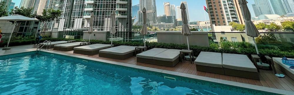 HomesGetaway - 1BR in ACT One Downtown — 3