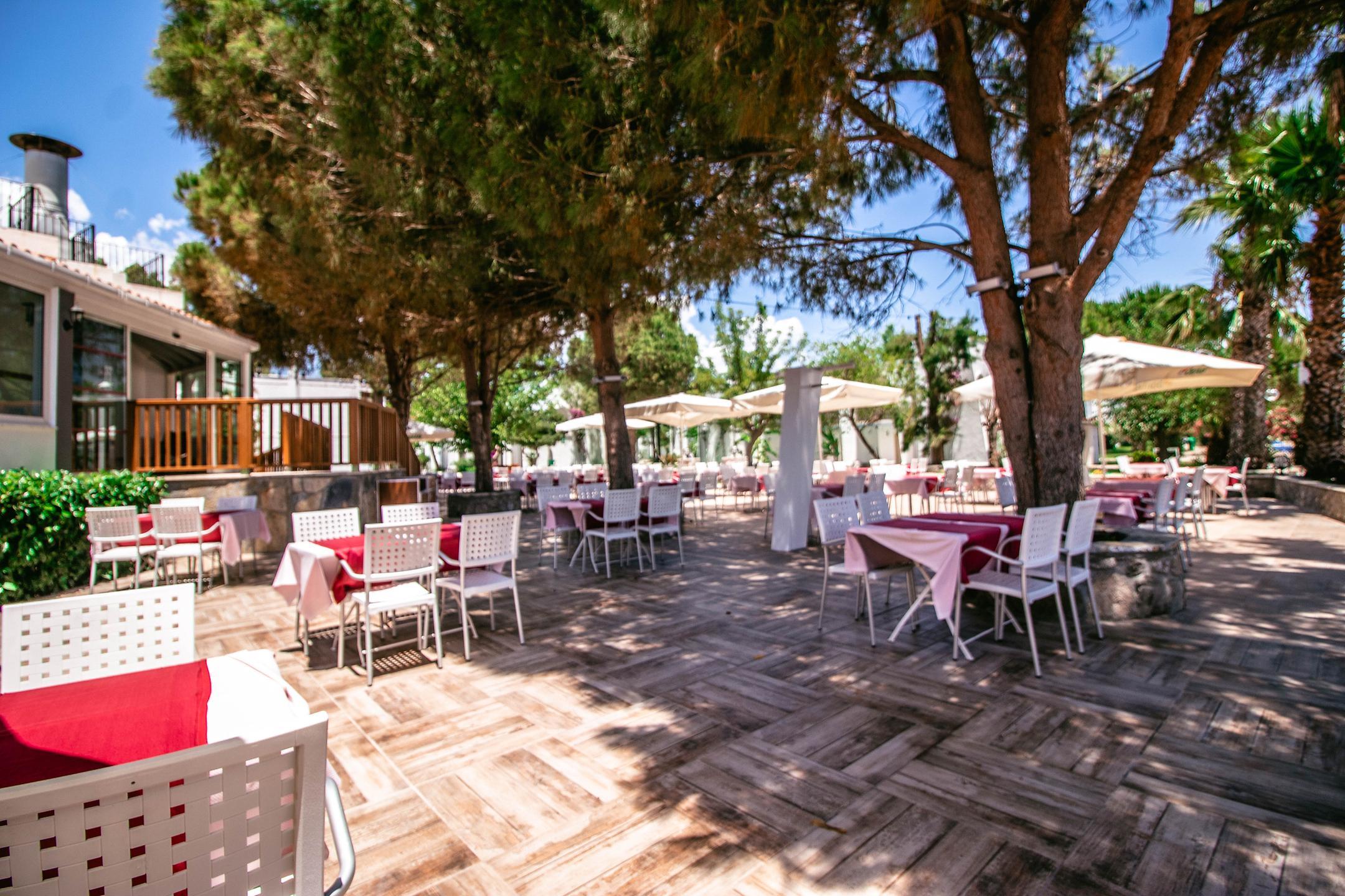 Club Müskebi — 3
