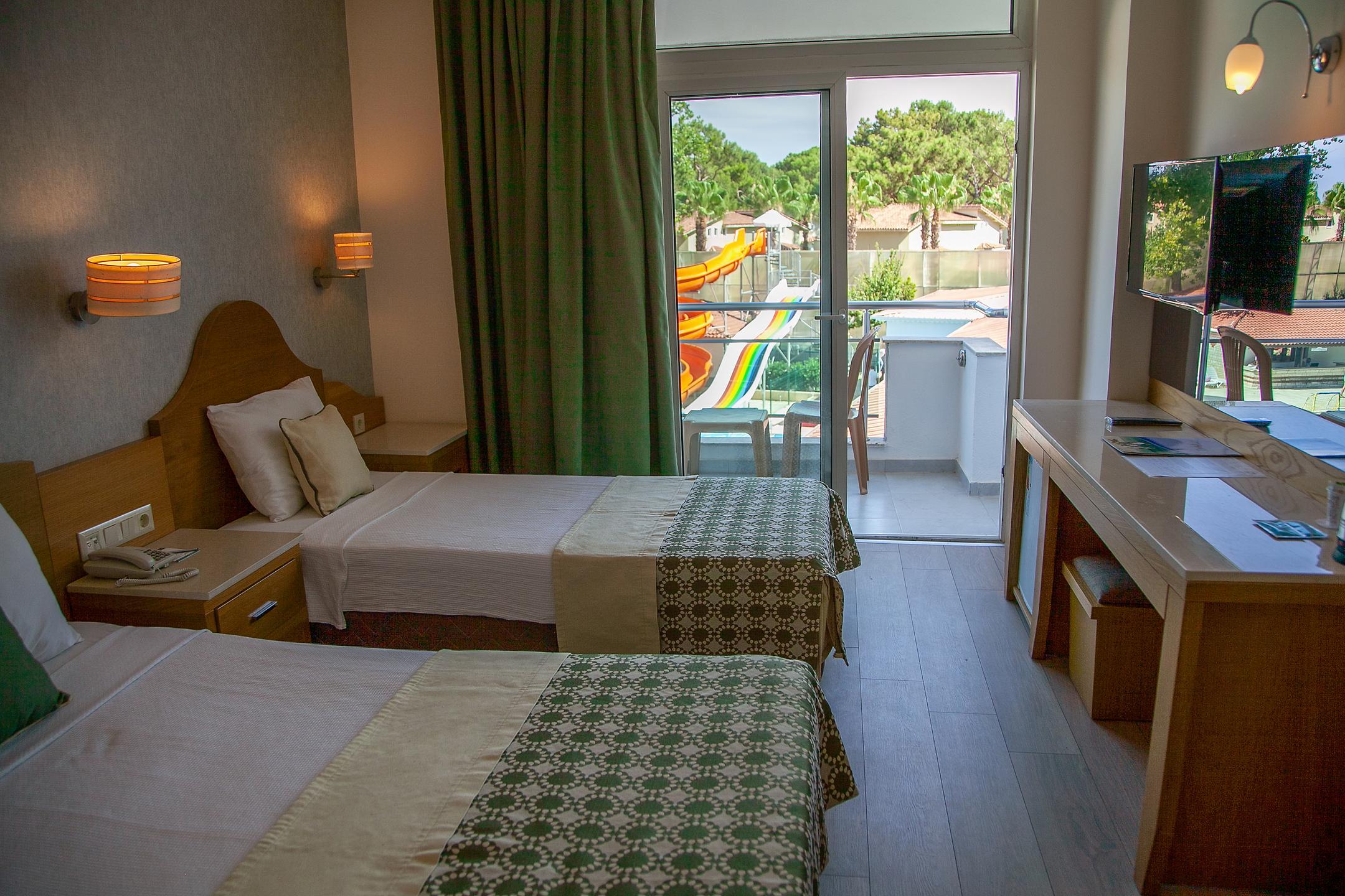 Asdem Beach Hotel — 9