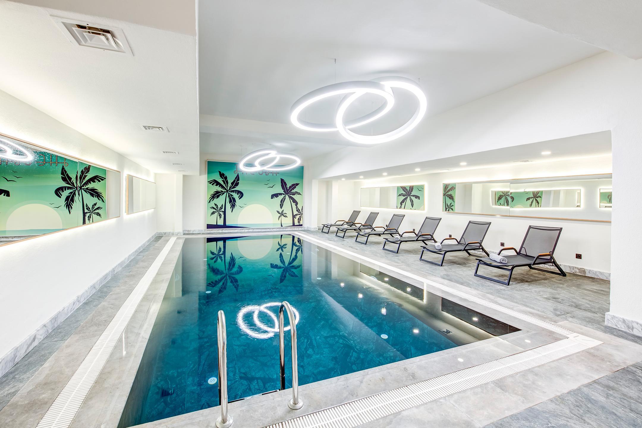 The Oba Hotel — 4
